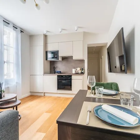 Cozy Apartment, Center Of Parigi